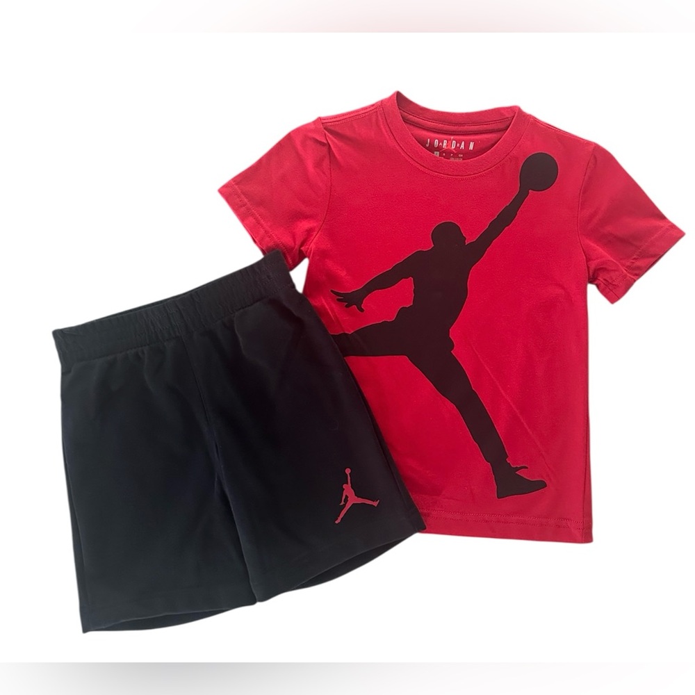 Air Jordan 2 Piece Set Red Short Sleeve T-Shirt & Black Shorts Boys Size 5 NWT